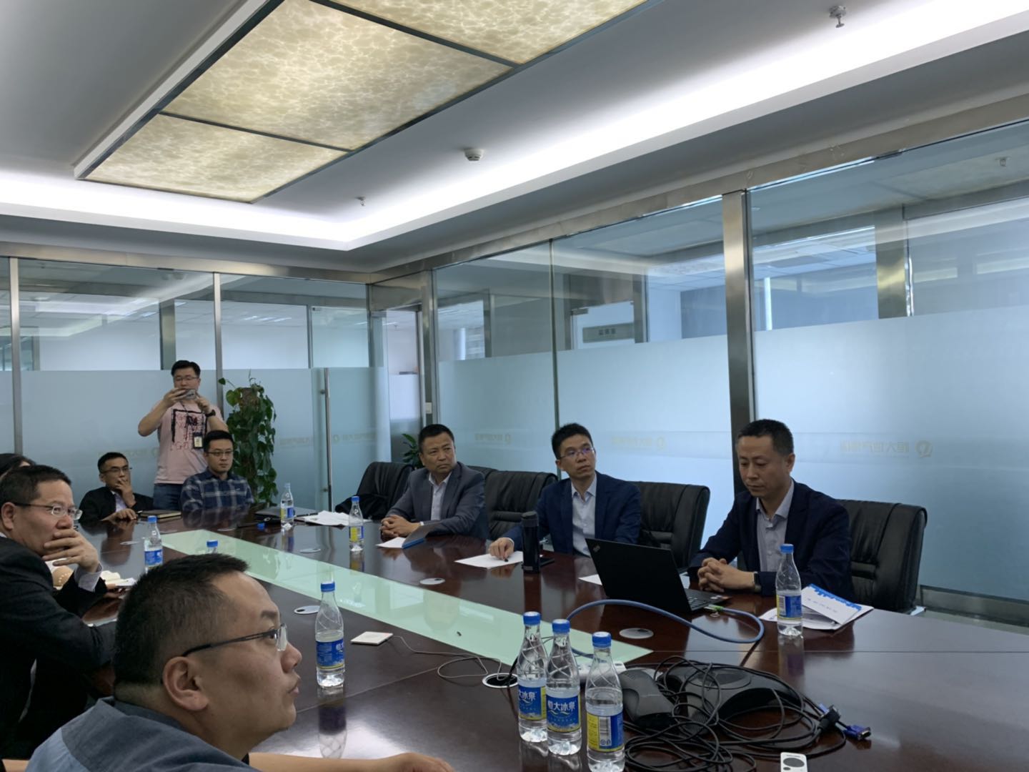 主動開拓省外市場、積極踐行“兩全戰(zhàn)略” ——公司與恒大新疆公司簽訂勘察項目